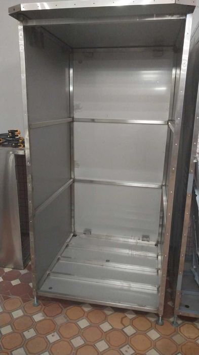 Виготовлення корпусів для водоматів апаратів з продажу води