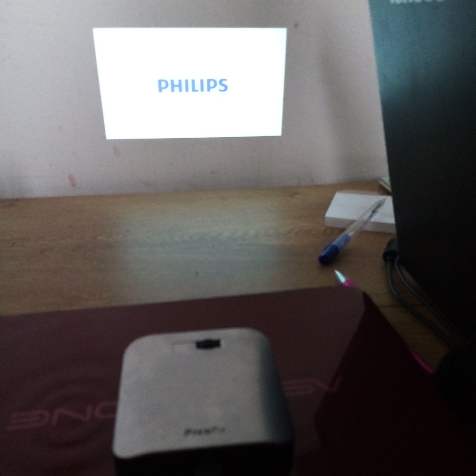 Projektor picopix 2055 led