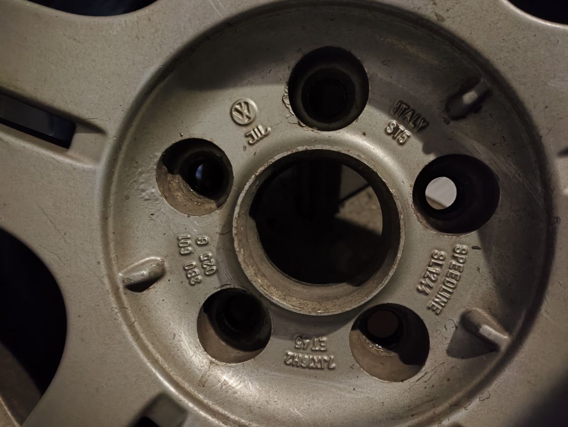 Oryginalne alufelgi VW R16 Speedline 5x112
