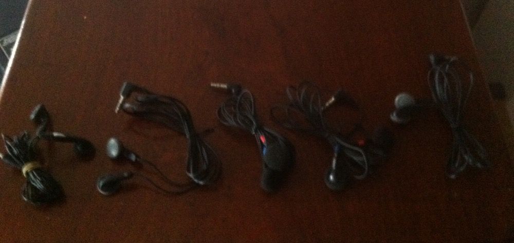 Lote de 5 auriculares p/telemovel