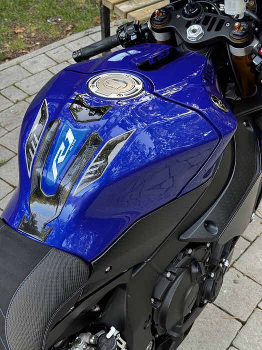 Yamaha YZF-R1 2019 року Akrapovic