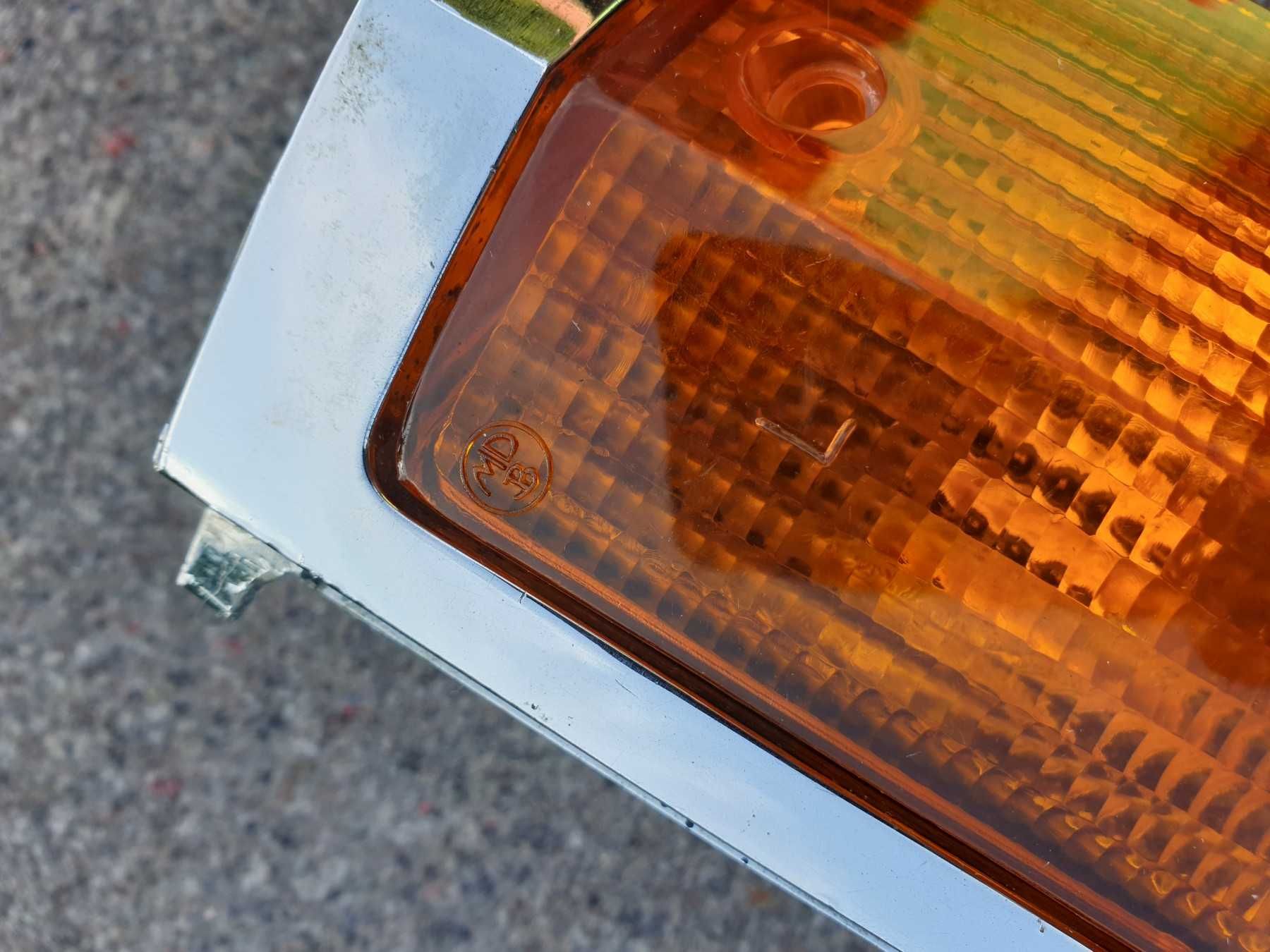 Kierunkowskaz   Fiat 125p  lampa pozycja Polski Fiat MR FSO chrom lewy
