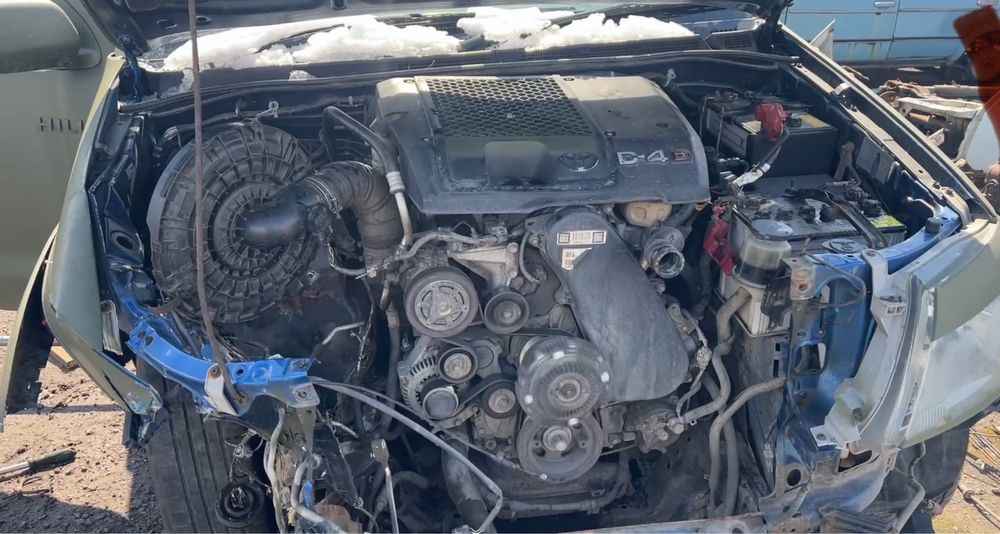 МКПП роздатка Коробка передач Toyota Hilux 2.5 D 4x4 2008