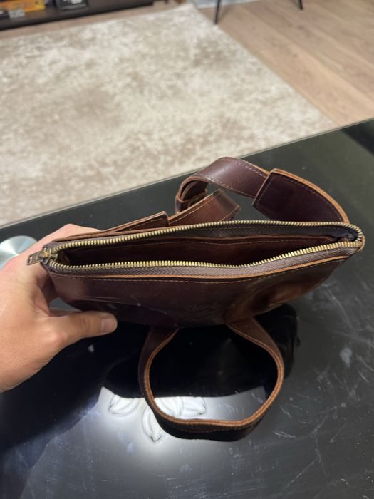 Шкіряна сумка, бананка Sharky Friends