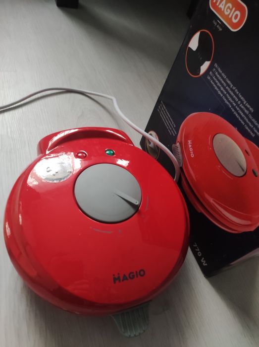 Вафельниця Magio