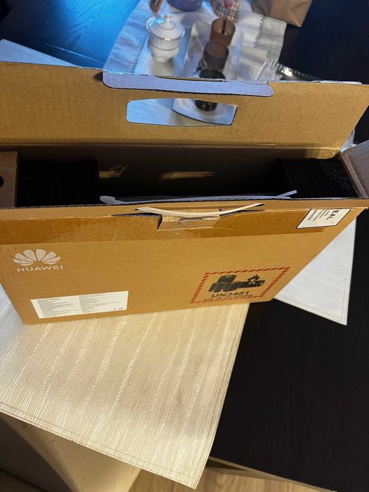 Sprzedam HUAWEI MateBook 13
