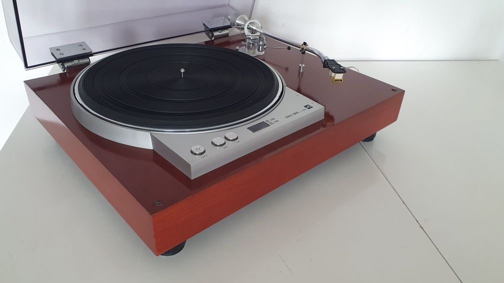 Victor JL-B44 , gramofon direct drive  . Piękny stan