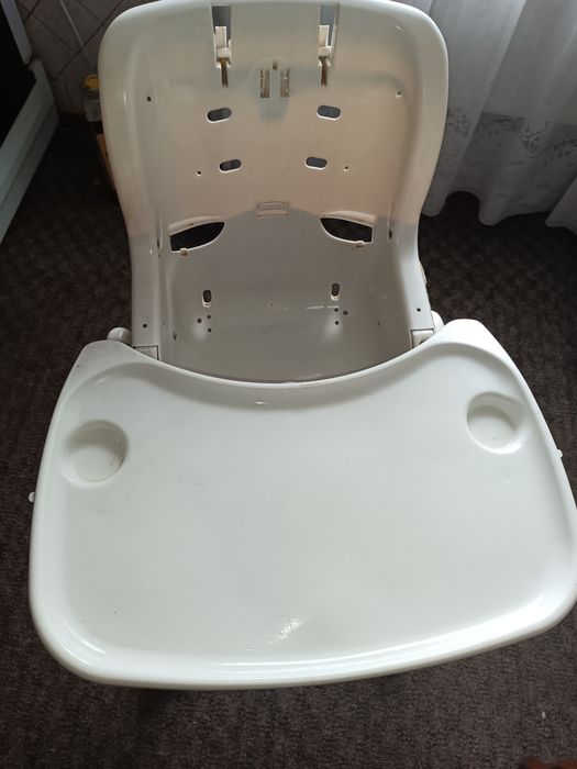 Стільчик для годування