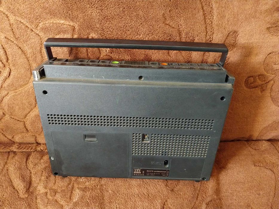 Radiomagnetofon ITT RCX75 Professional