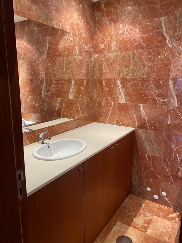 Quarto privado ao metro