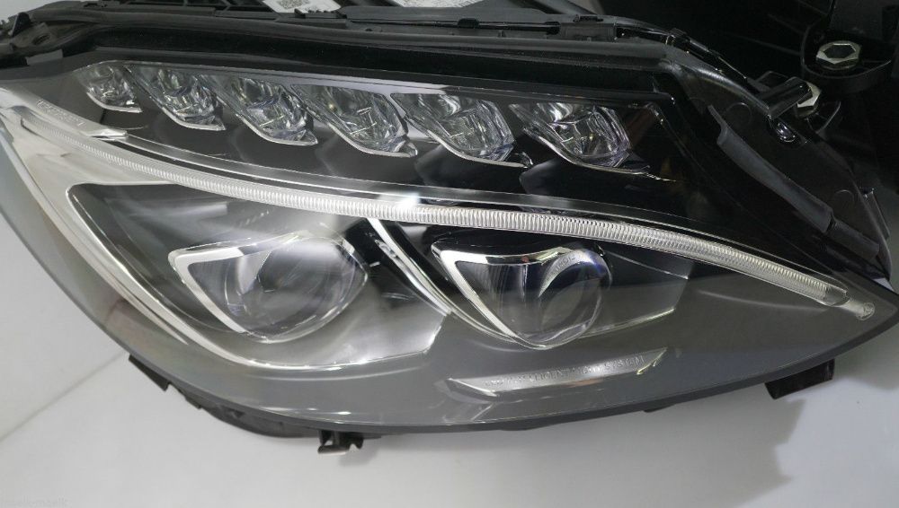 Frente completa c/Farois Opticas Mercedes W205 Class C LED faróis ILS