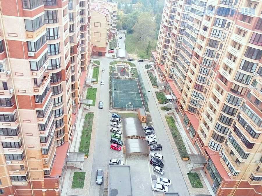 видео! двуспальная квартира в жк Армейский, место в паркинге БОНУСОМ!