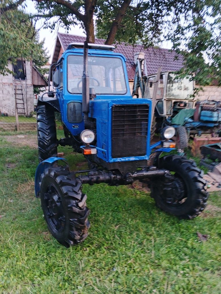 (Продам МТЗ 82).