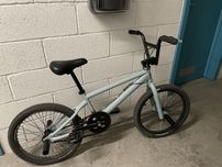 BMX haro bike freestyle diamondback