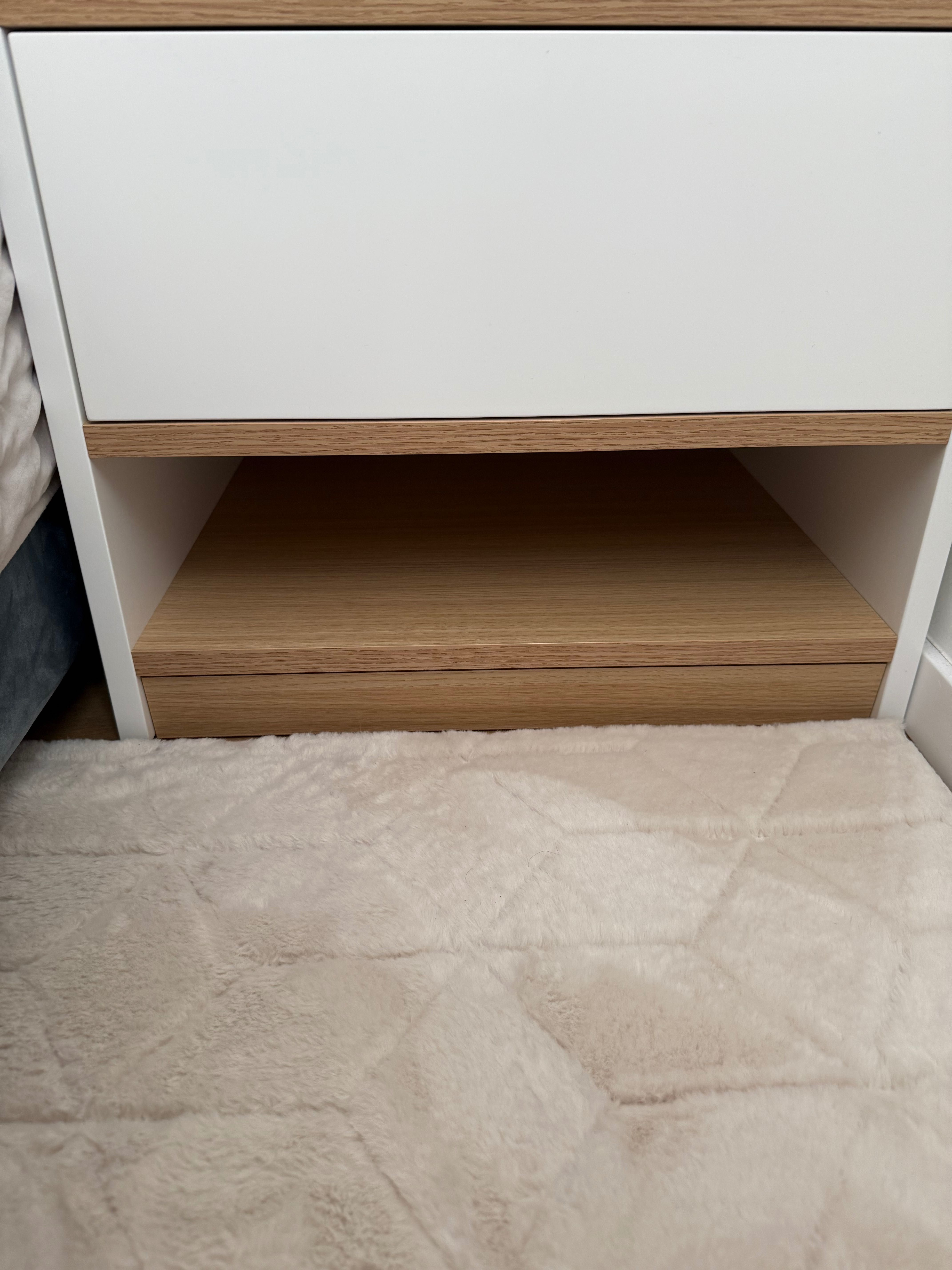 2 sztuki szafek nocnych wykonanych przez stolarza.