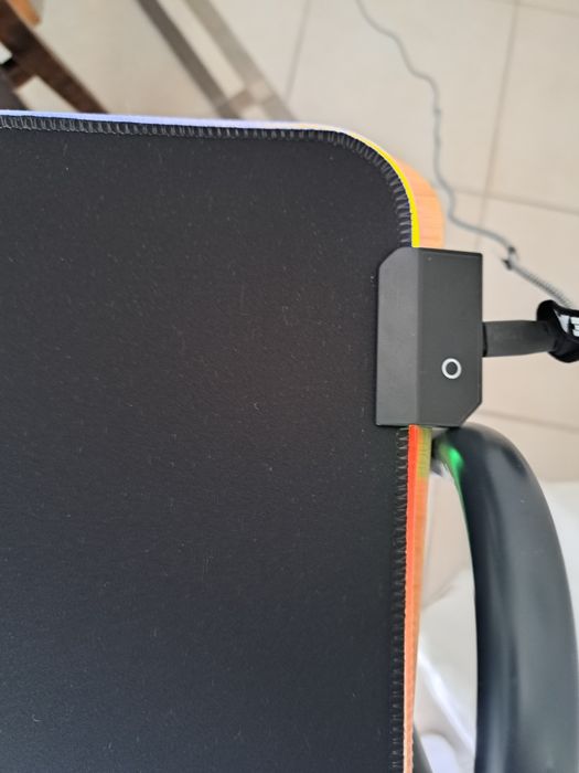 Levano RGB Desk Pad – podkładka gamingowa 450×400 mm