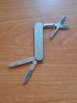 Victorinox Classic SD (tytanowe okładziny)