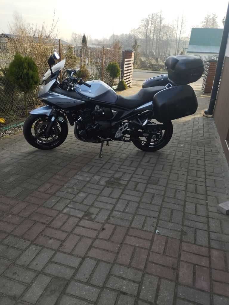 Suzuki Bandit 650 GSF 2010r