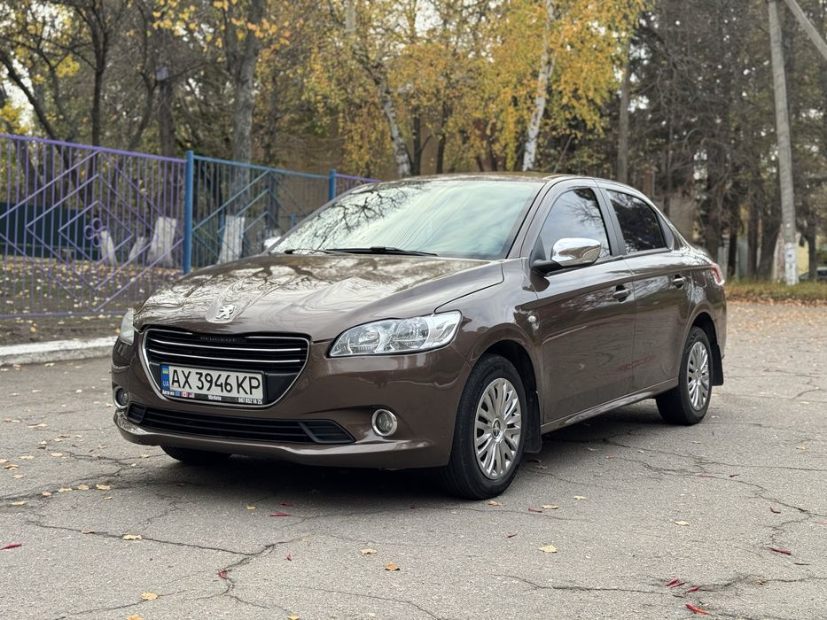 Продам Peugeot 301 1.2 г/б