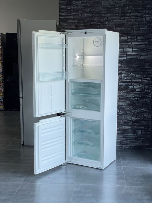 Вбудований Холодильник Miele KFN 37282 | No-Frost | Bio-Fresh | Німець