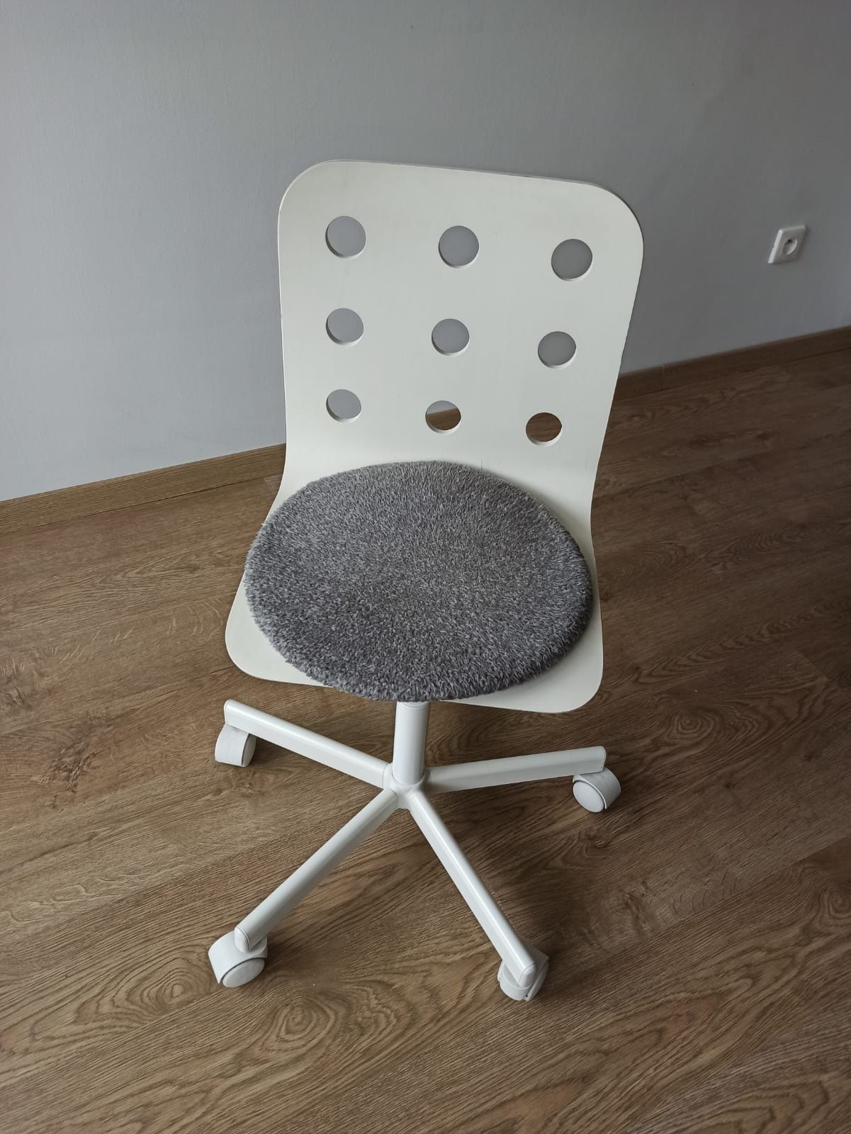 IKEA dziecięce krzesło biurowe