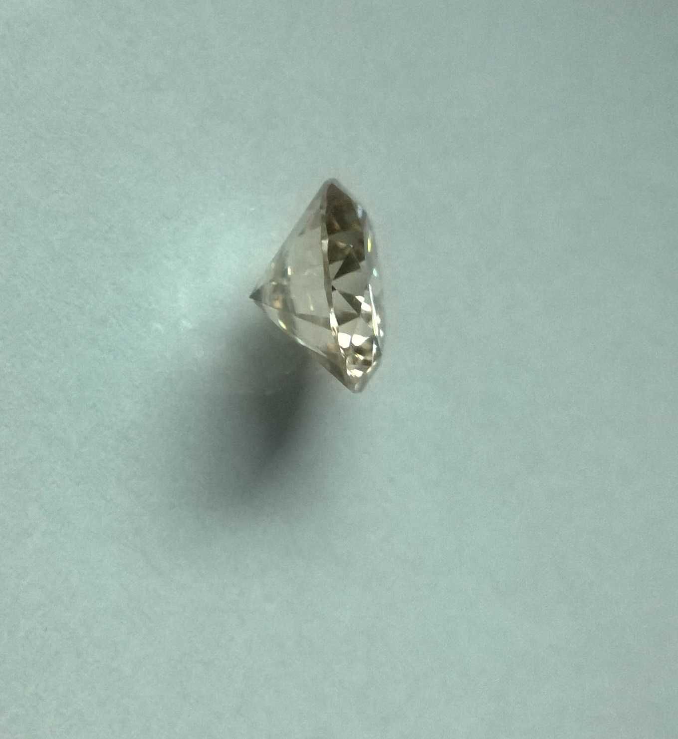 8.5 Ct duży moissanit  na pierścionek  13.2  mm