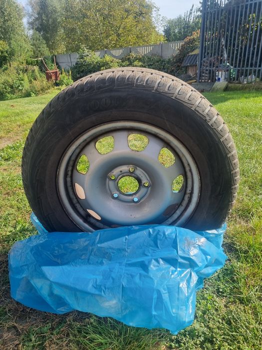 Komplet Felg stalowych z oponami do Dacia Duster 16 cali