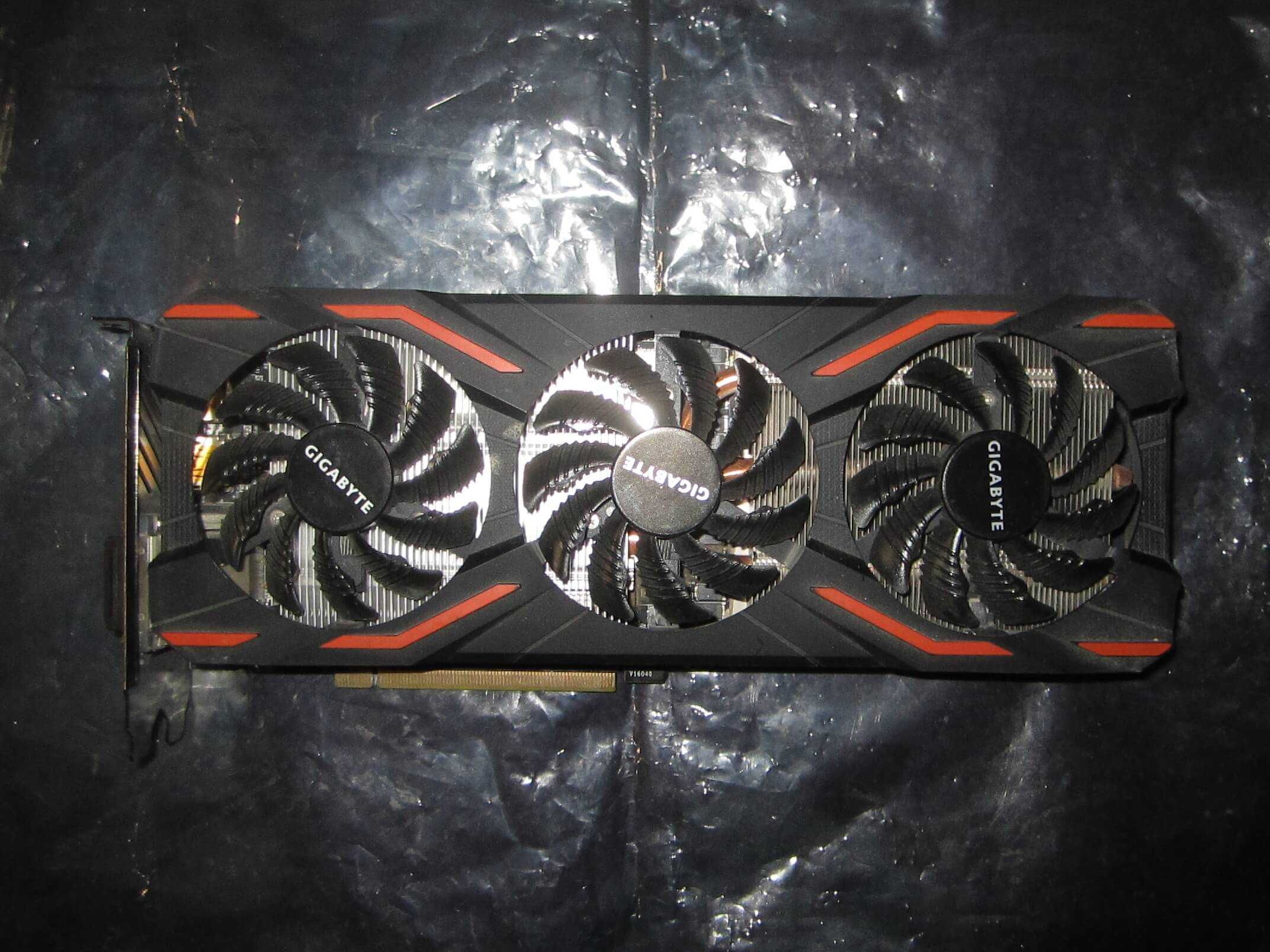 Игровая видеокарта GIGABYTE GeForce GTX 1080 Windforce OC 8G