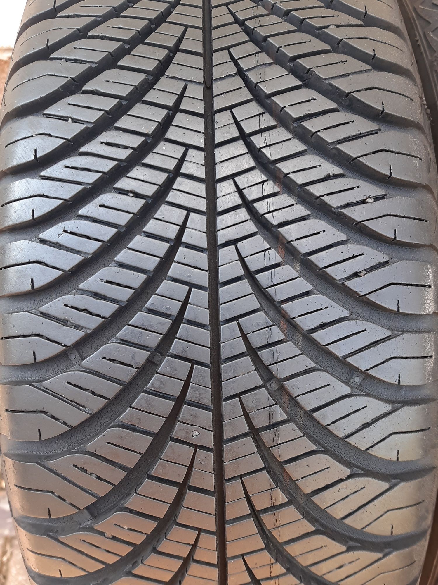 4x Opony całoroczne 185/65R15 GoodYear Vector4Sasons / 7-7,5mm 2018r