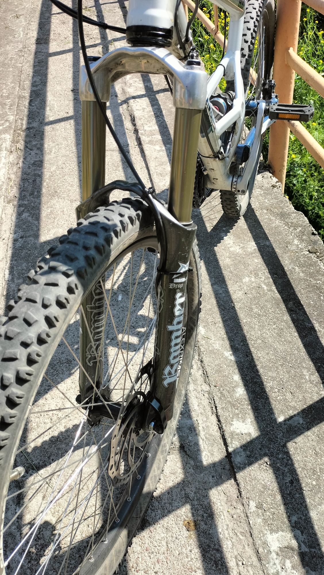 Cannondale Jekyll 800 m