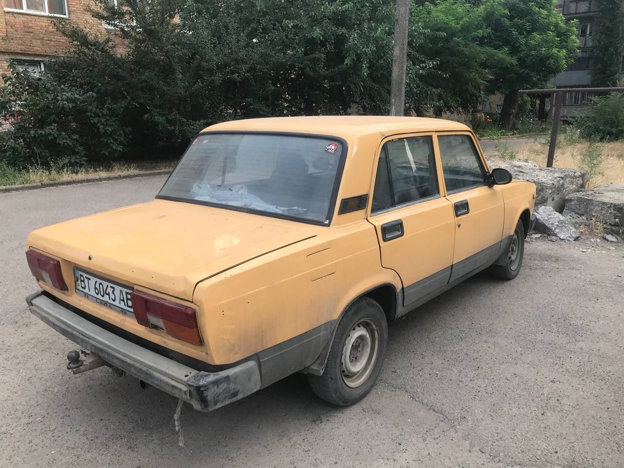 Продам ваз 2105.