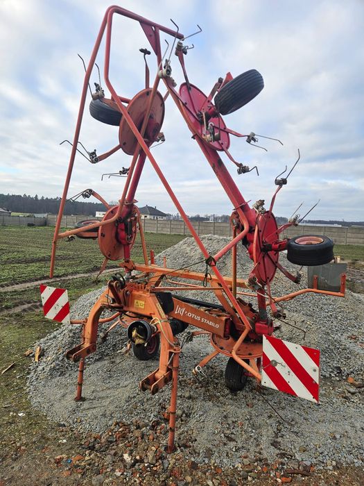 Przetrząsarka,przegrabiarka,pająk lely lotus stabilo (Claas, Krone)
