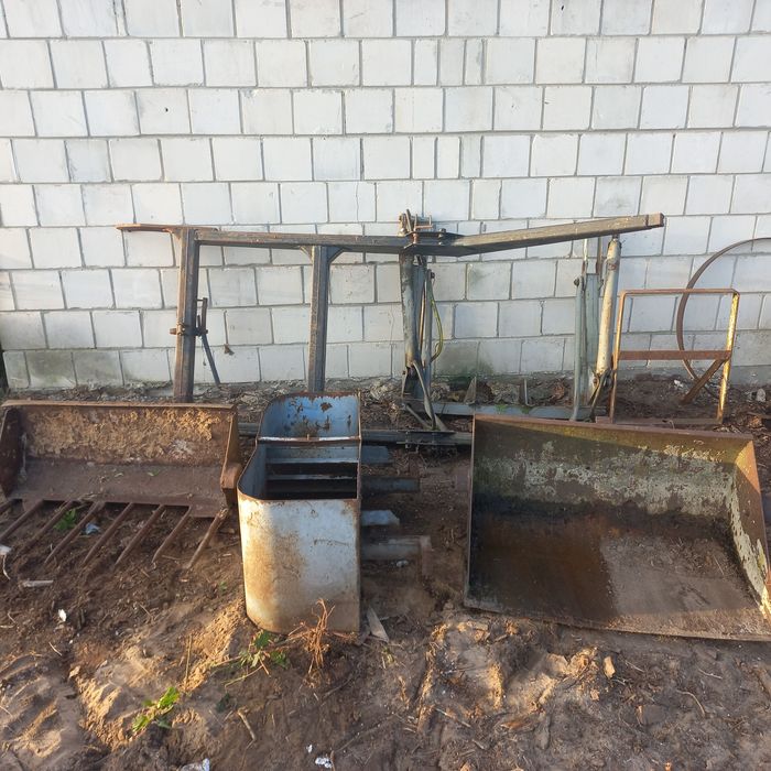 Ładowacz czołowy TUR C330, c335, c335 komplet łyżka widły balast