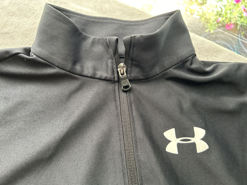 Bluza chłopięca UNDER ARMOUR rozmiar 158-164