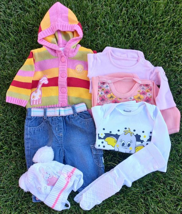 Комплекты одежды на девочку 0-3 месяца