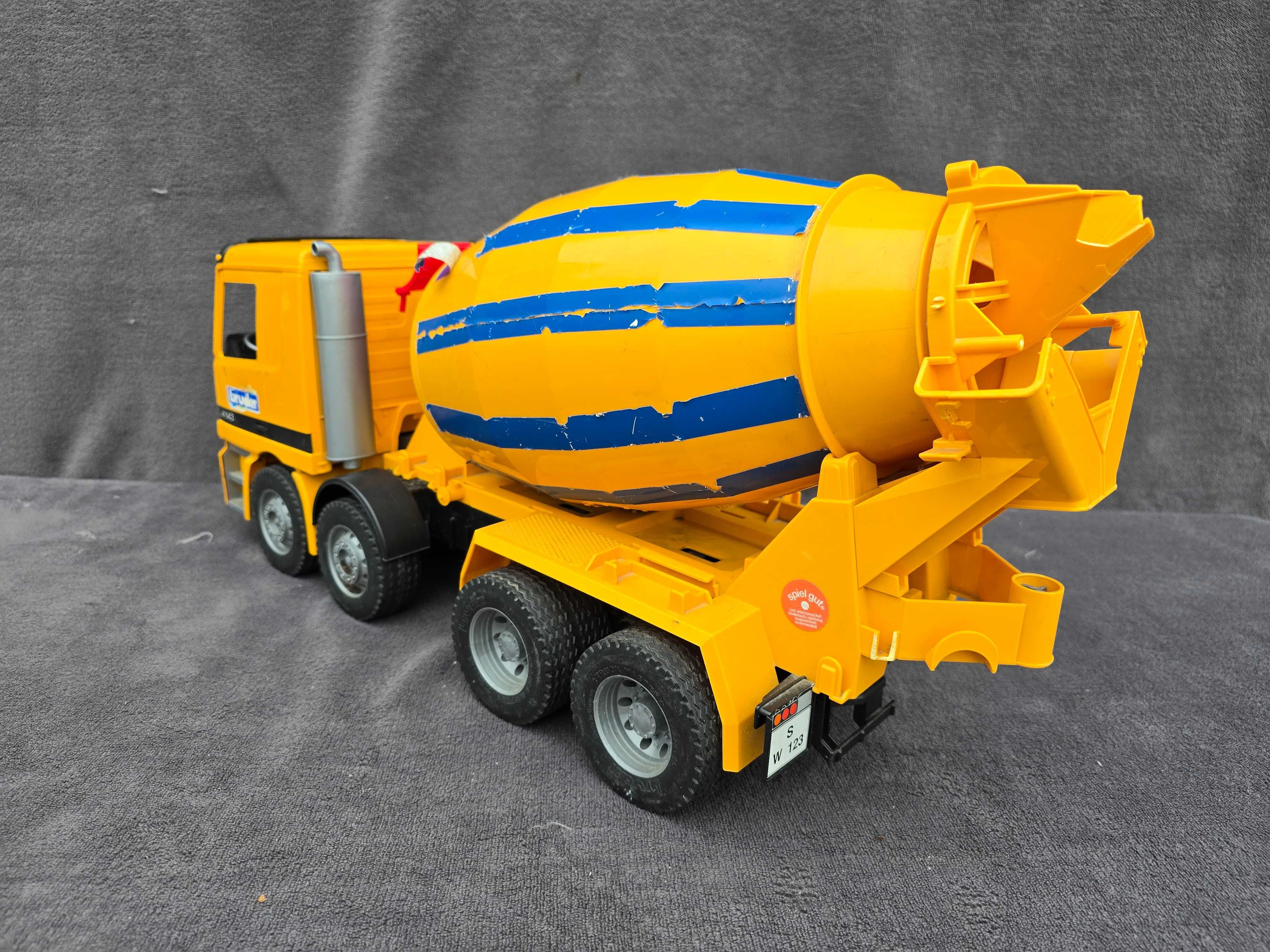 02654 Mercedes Benz Actros betoniarka