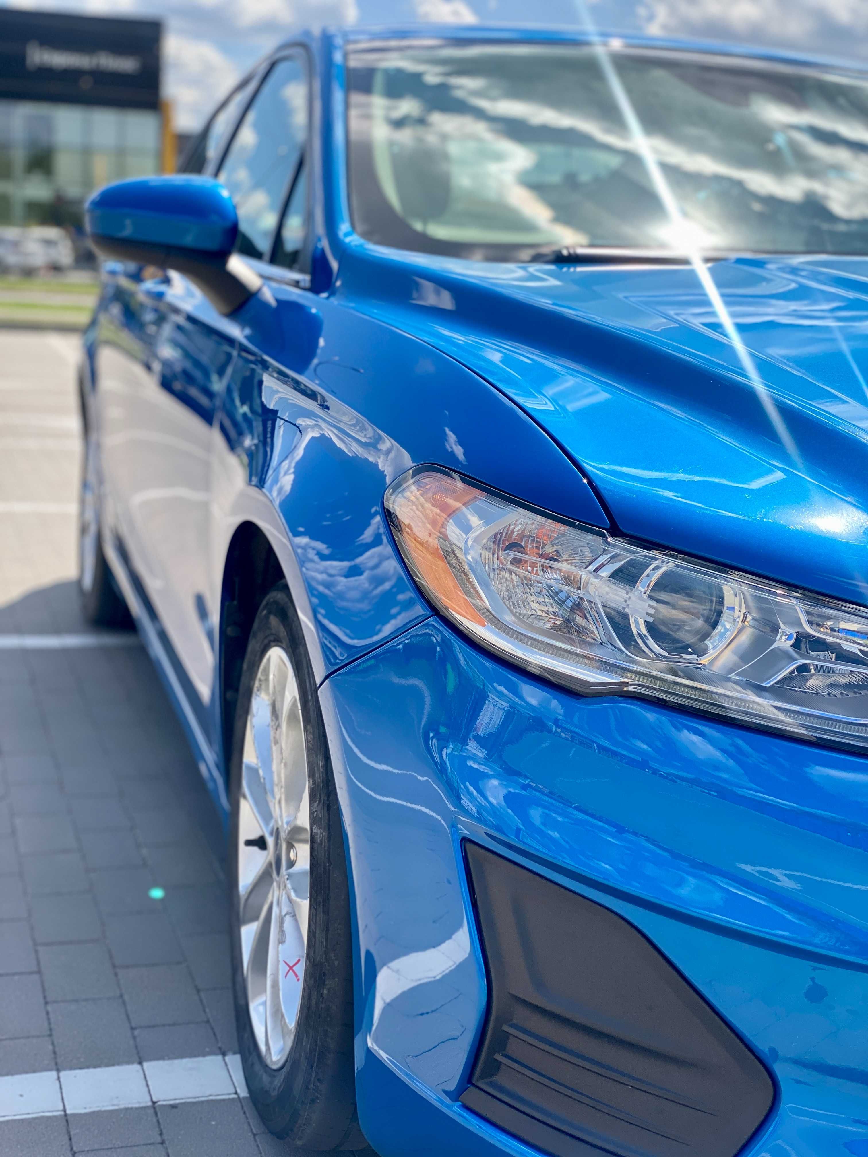 Ford Fusion se 2018 Hybrid CVT (190 к.с.)