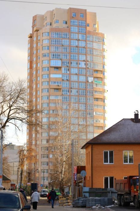 Сдаю На 25 эт. 1к.кварт. посуточно и почасово. М.Холодная гора