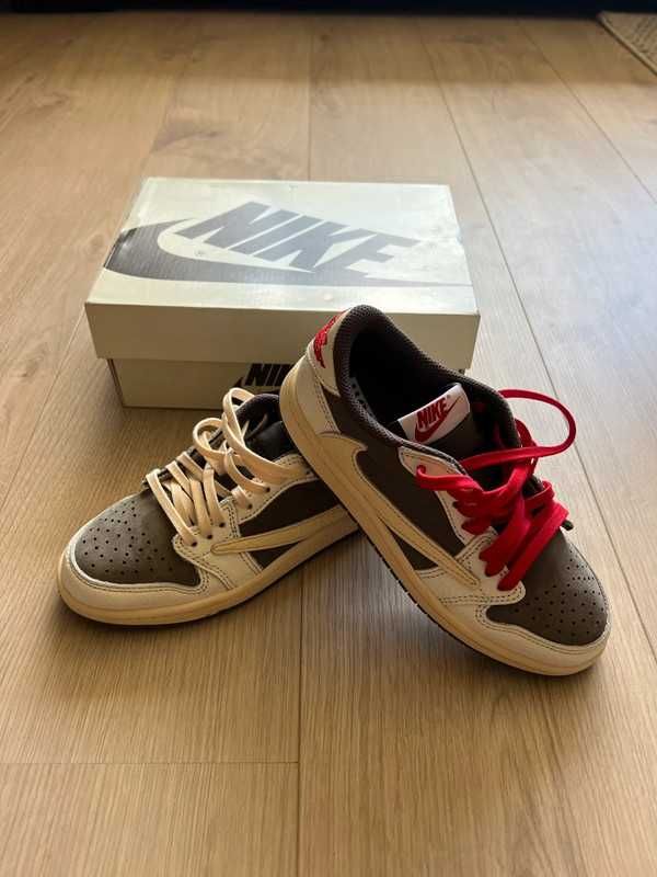 Jordan 1 Retro Low OG SP Travis Scott Reverse Mocha 43