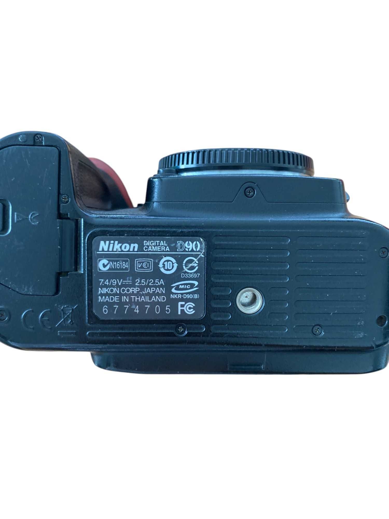 Lustrzanka nikon D90