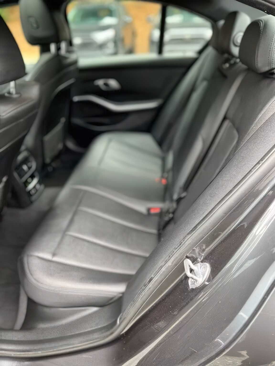 BMW 3 Series  2020