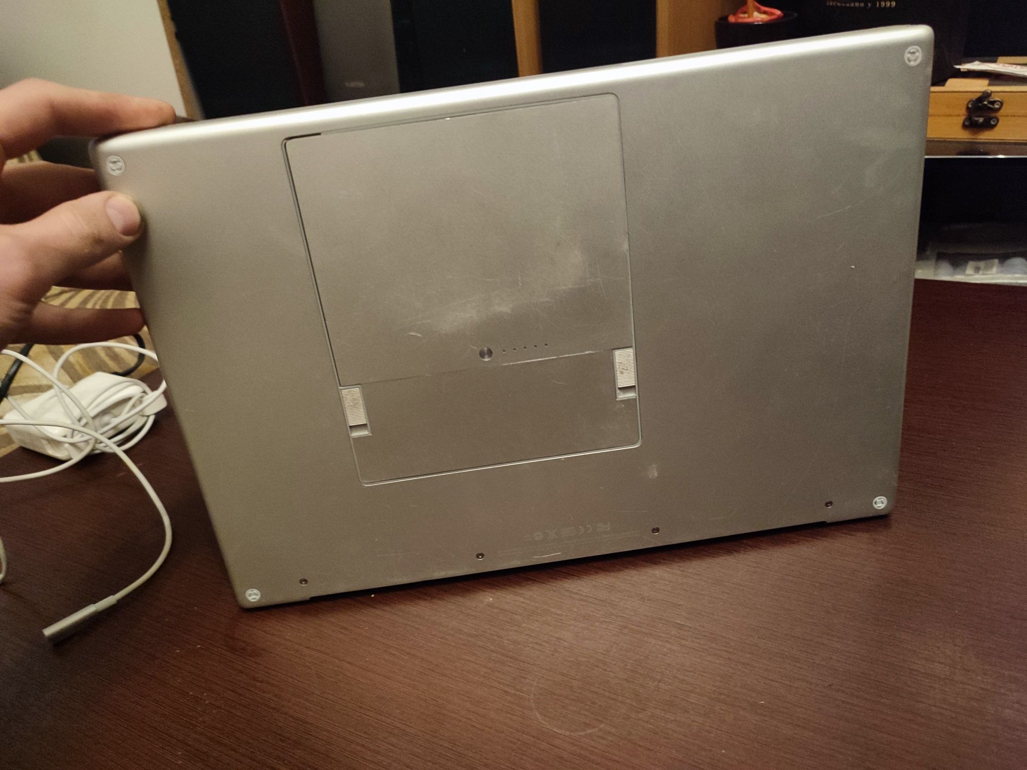 Ноутбук MacBook Pro A1226