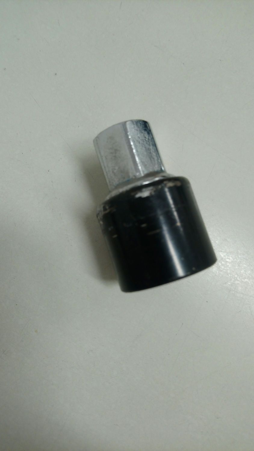 Nasadka adapter śruby zabezpieczającej "złodziejki" VW nr 538