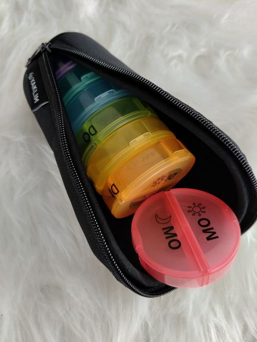 Tygodniowy organizer na leki, kasetka na tabletki+ etui
