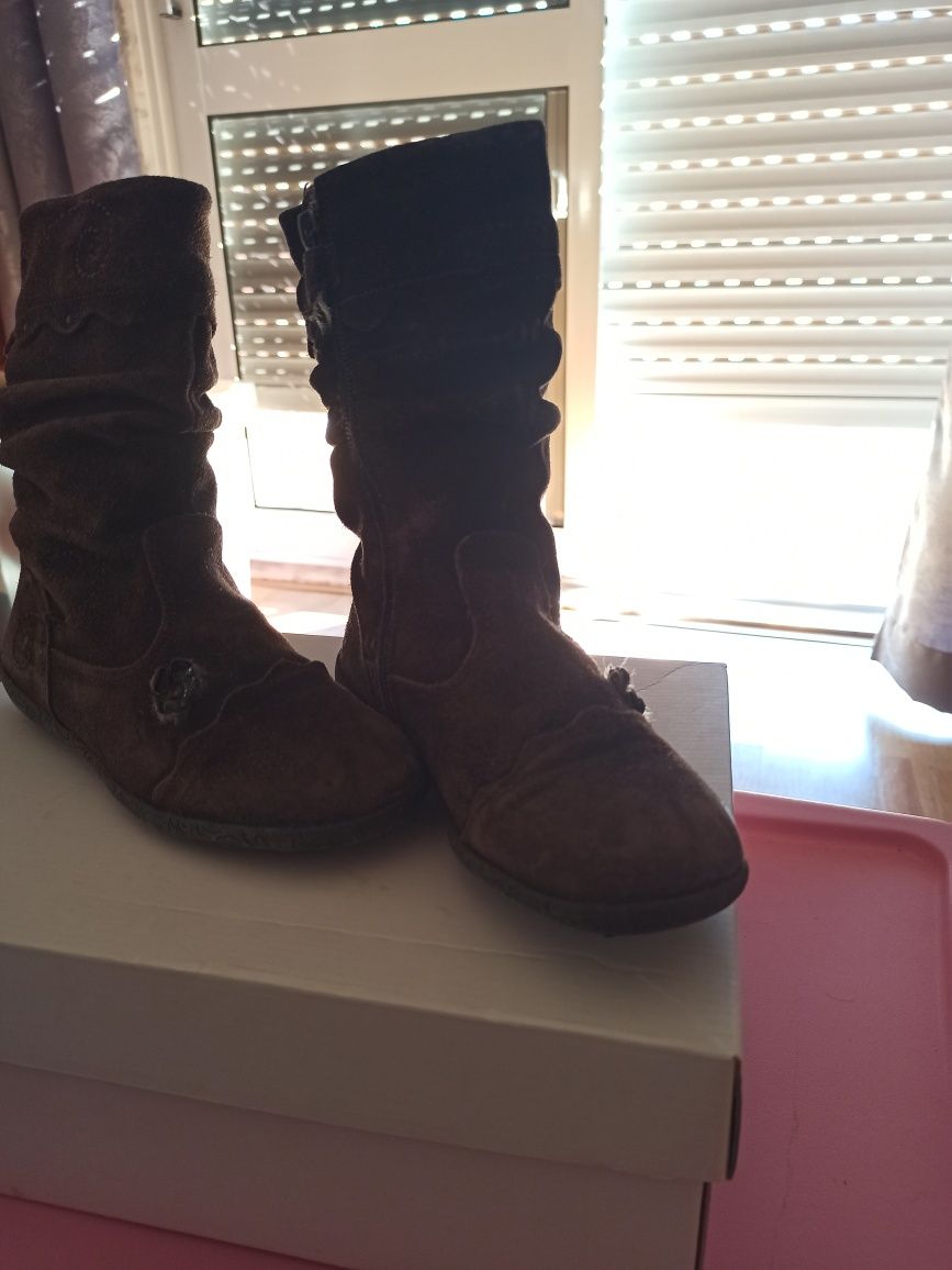 Botas castanhas n 30