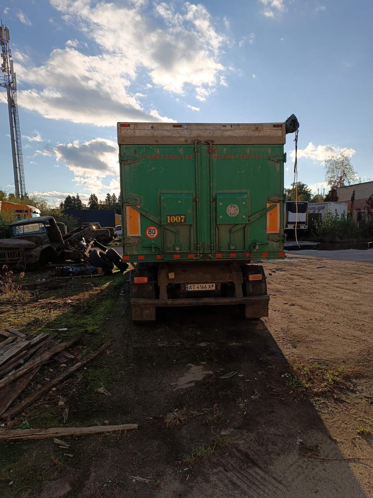Самоскид  напівпричіп