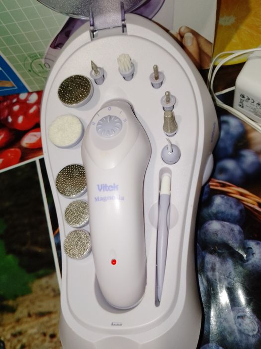 Прибор для маникюра и педикюра