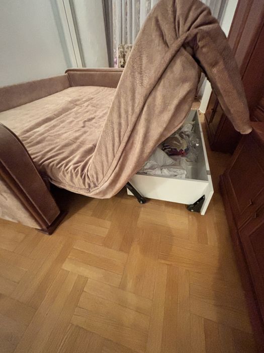 Диван акордеон спальне місце 1.8*2м.