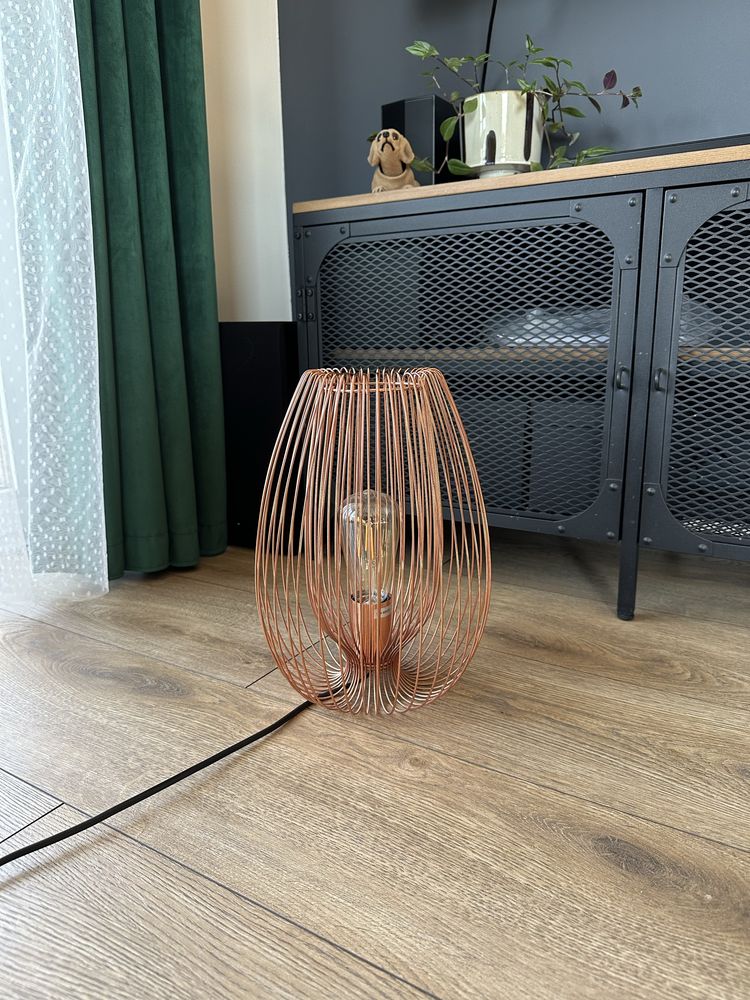 Lampa druciana z żarówką