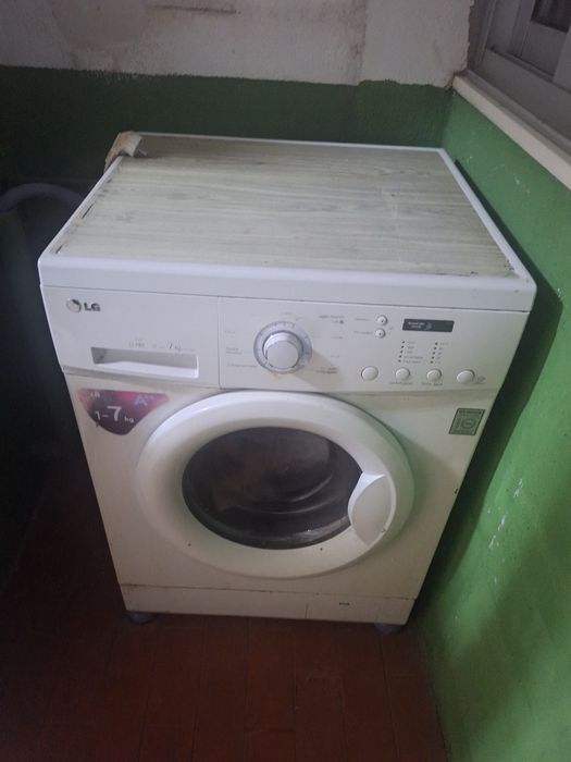 Máquina de lavar roupa LG